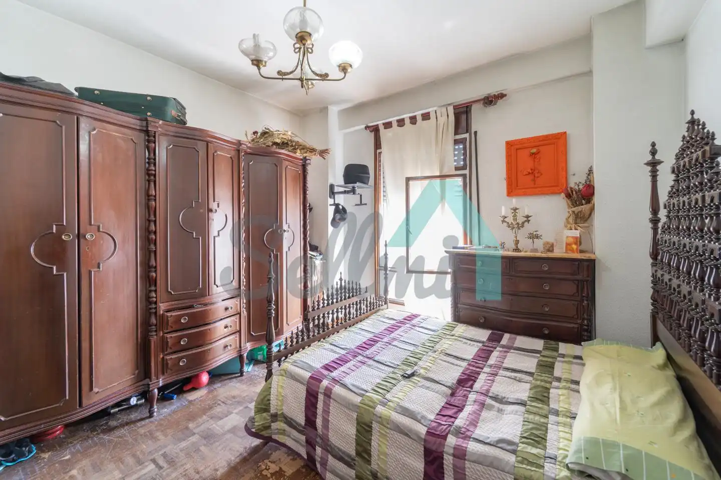 Habitación de Piso en venta en Oviedo  con Calefacción, Parquet y Terraza