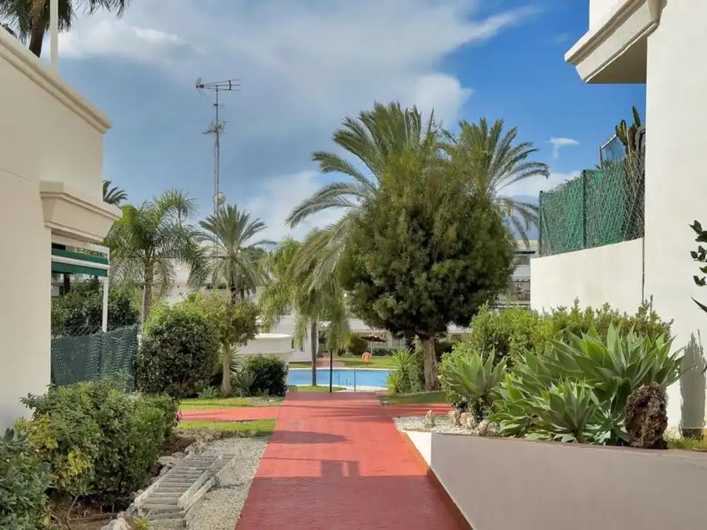 Mini appartamento con piscina in vendita a Nueva Andalucía, imagen 38
