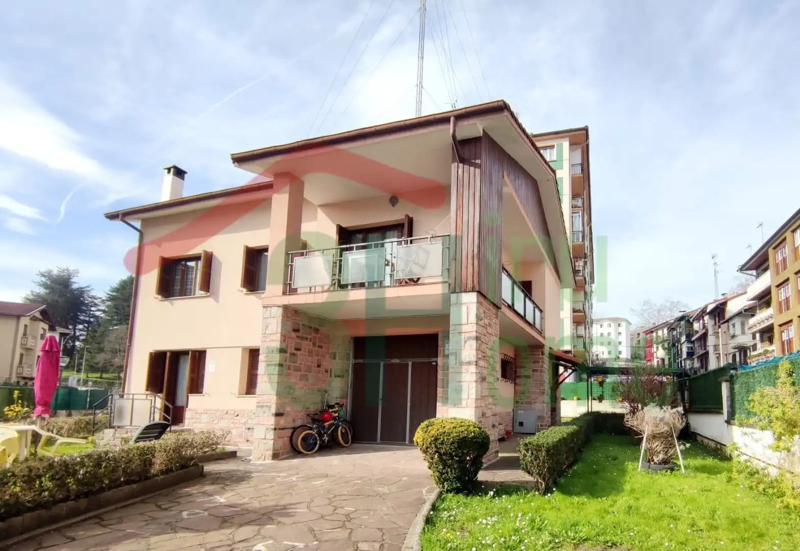 Casa o xalet en venda a Centro - Mendibil - Santiago