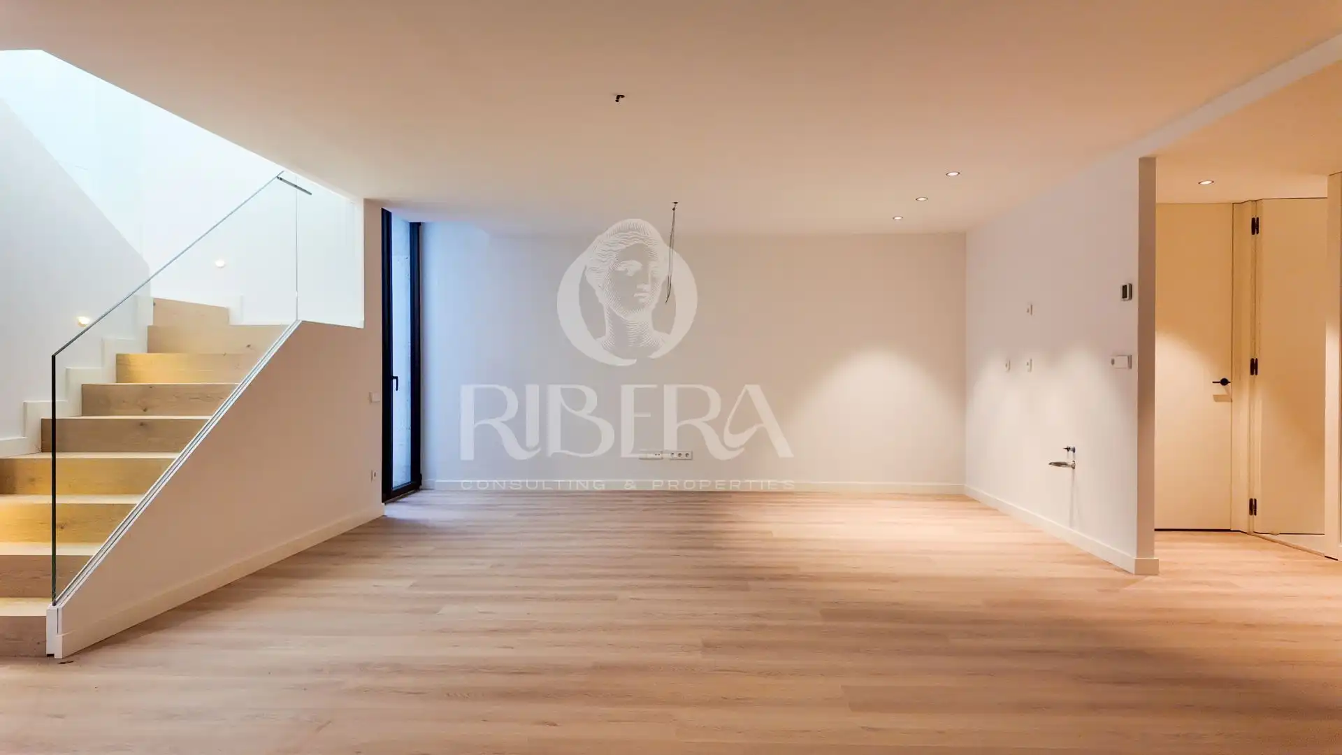 Casa o chalet en venta en L'Eliana con Aire acondicionado, Calefacción y Jardín privado