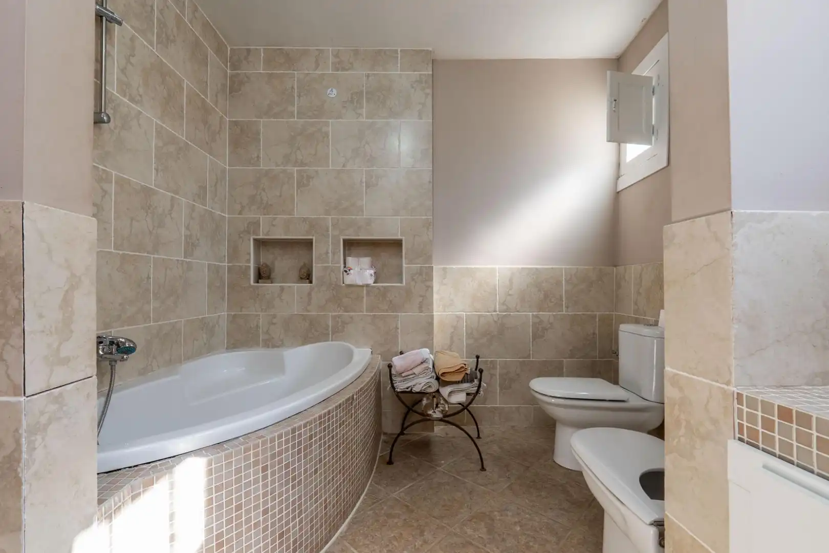 Bathroom of Houses for sale in Cacín  with Furnished and Balcony