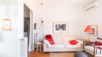 Living room of Flat to rent in  Barcelona Capital  with Air Conditioner, Heating and Terrace