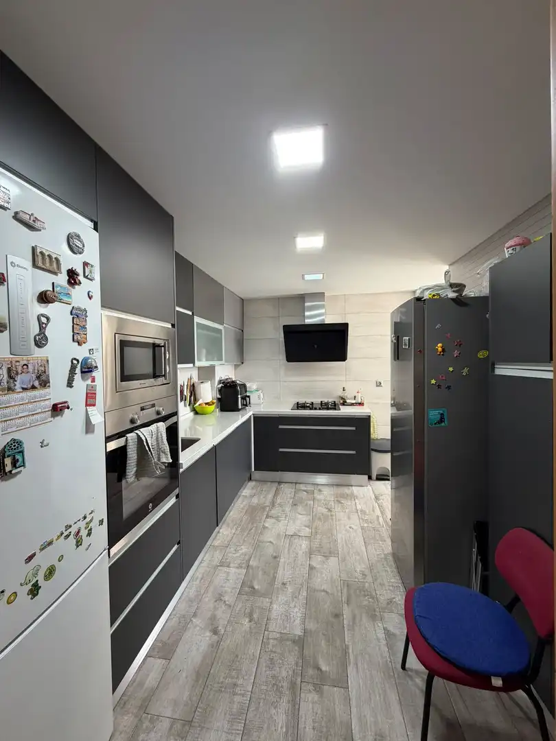 Cocina de Piso en venta en Teatinos - Universidad