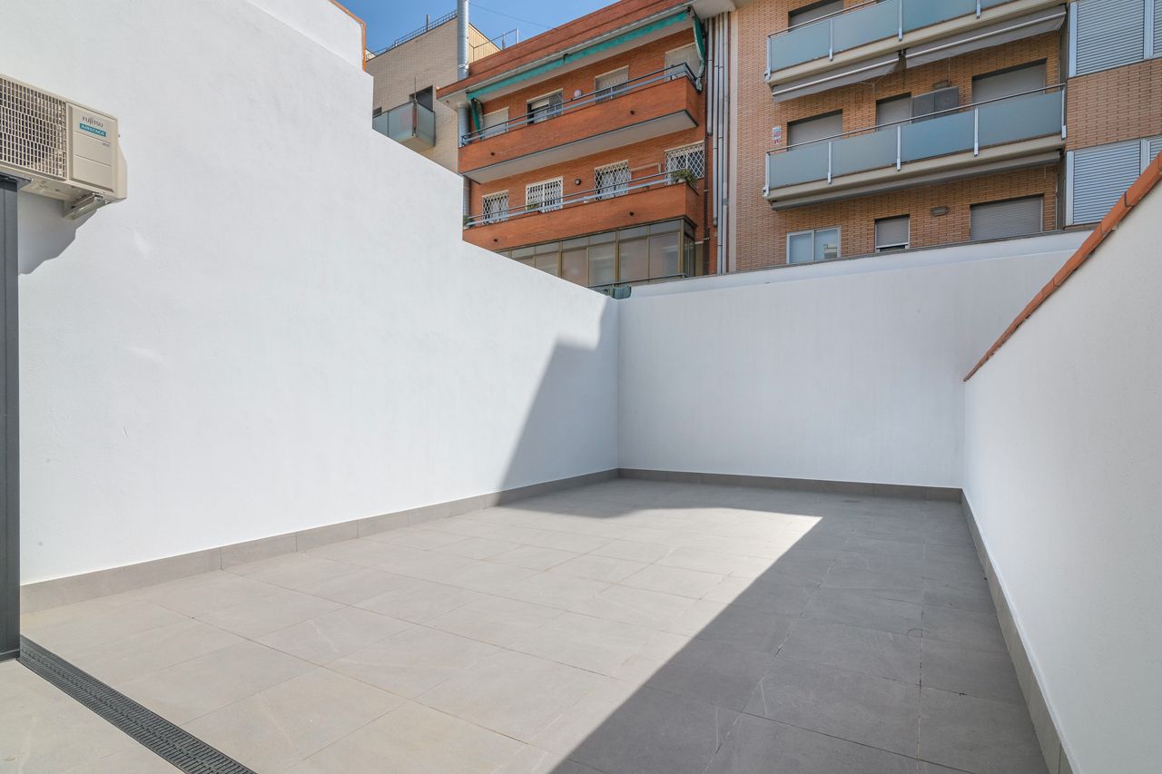 Terrasse von Maisonette zum Verkauf in Cornellà de Llobregat mit Klimaanlage, Heizung und Terrasse