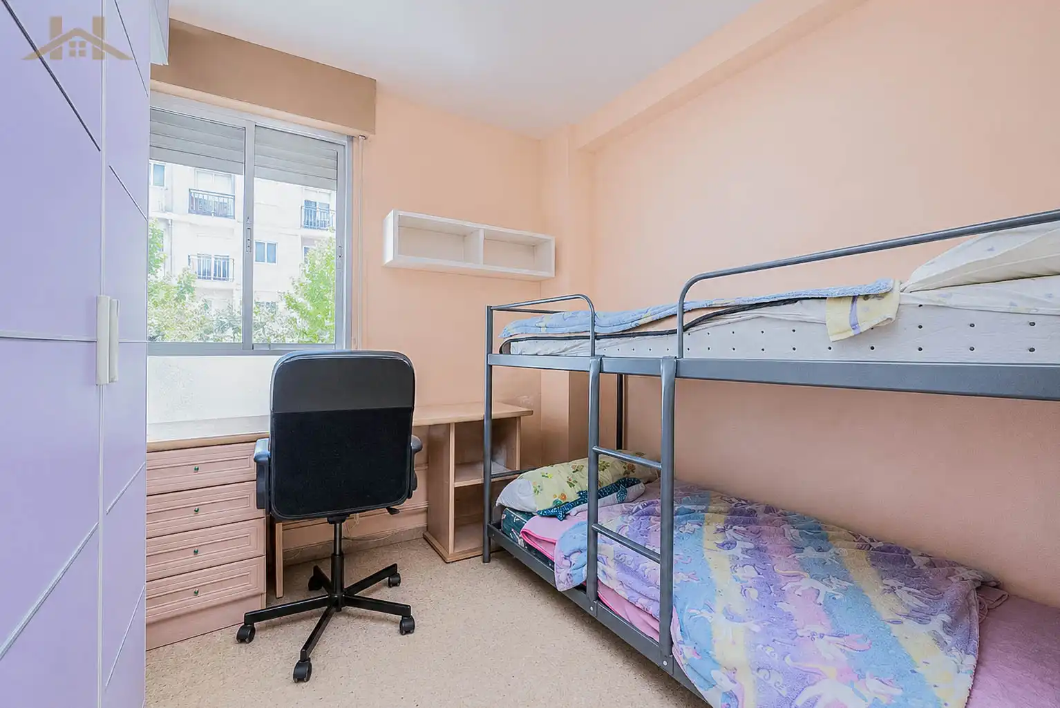 Habitación de Piso en venta en Parla con Trastero