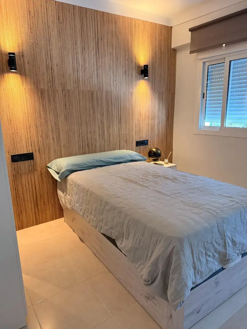 Bedroom of Flat for share in Sevilla  with Air Conditioner, Terrace and Furnished