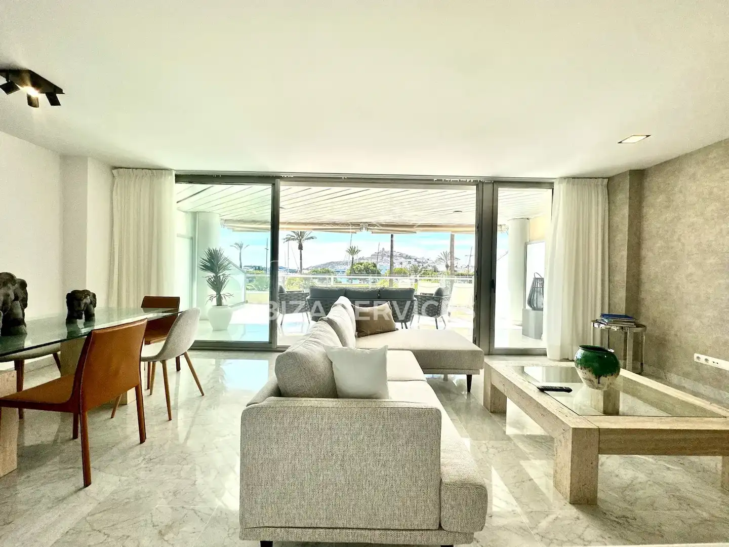 Appartamento con piscina in affitto a Marina Botafoc - Platja de Talamanca, imagen 6