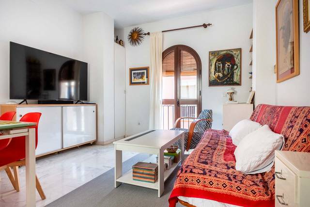 Piso en Venta en Calle Gravina en Arenal - Museo