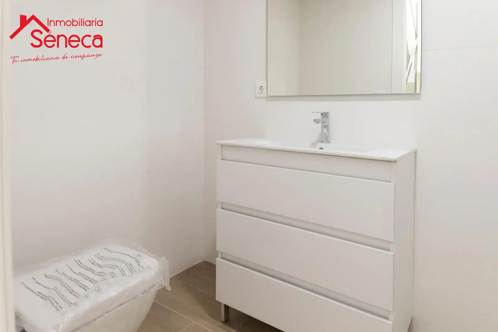 Bedroom of Detached homes for sale in Córdoba  with Air Conditioner, Heating and Terrace