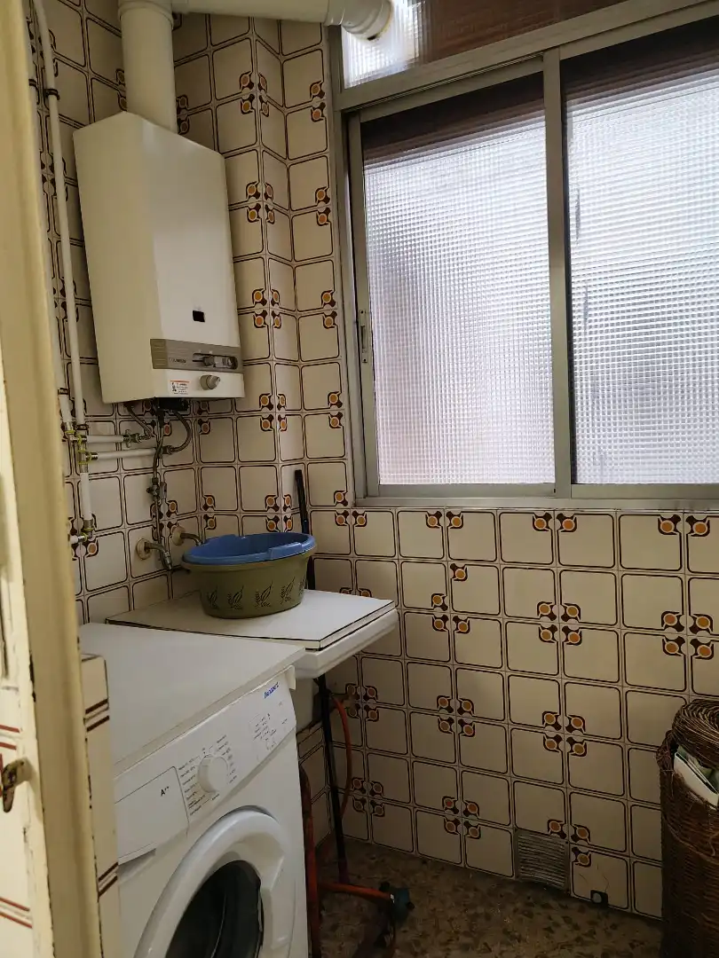 Badezimmer von Wohnung zum Verkauf in Córdoba mit Klimaanlage, Heizung und Balkon