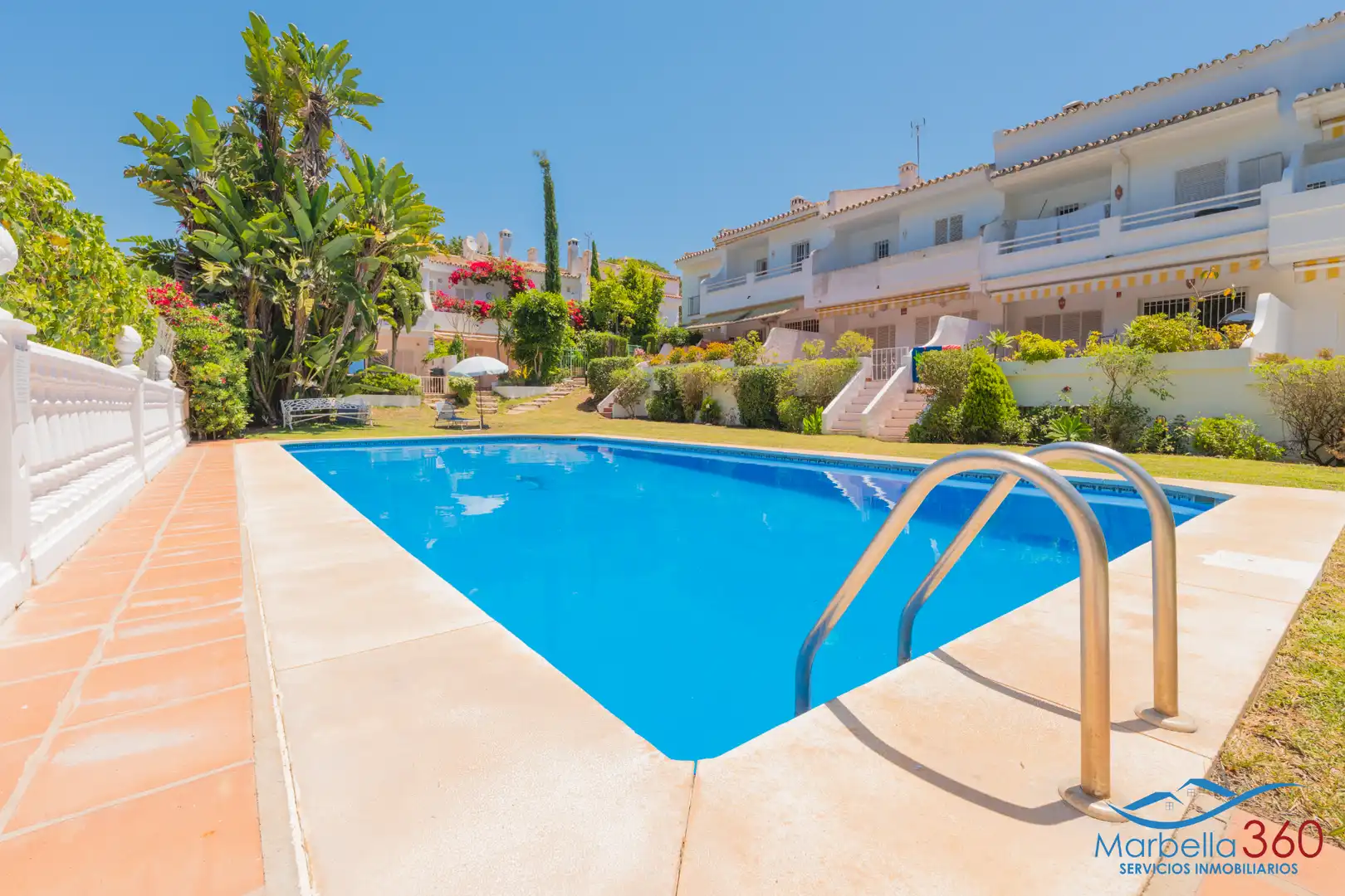 Jardí de Casa adosada en venda en Marbella amb Aire condicionat, Calefacció i Terrassa