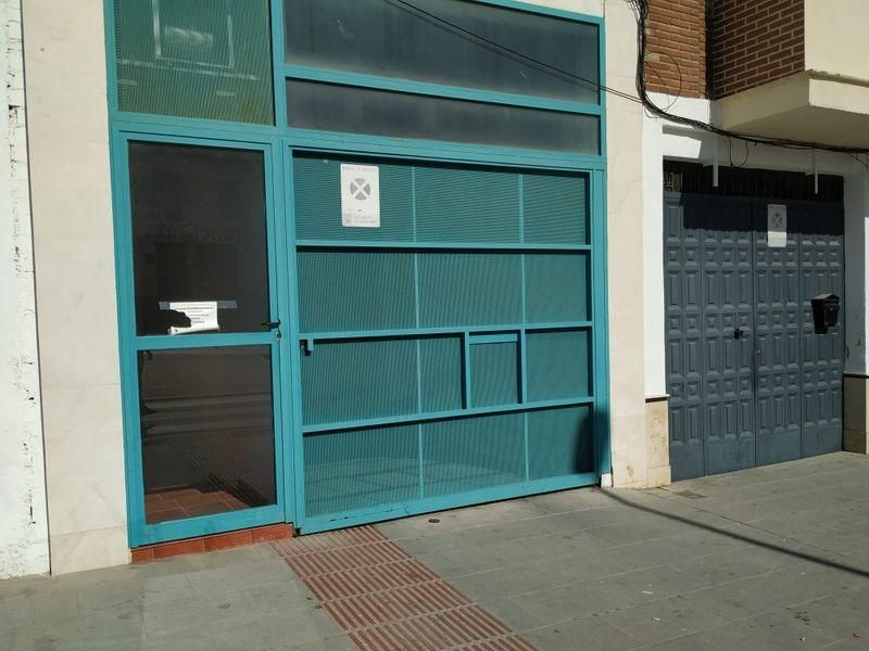 Exterior view of Garage for sale in La Carlota