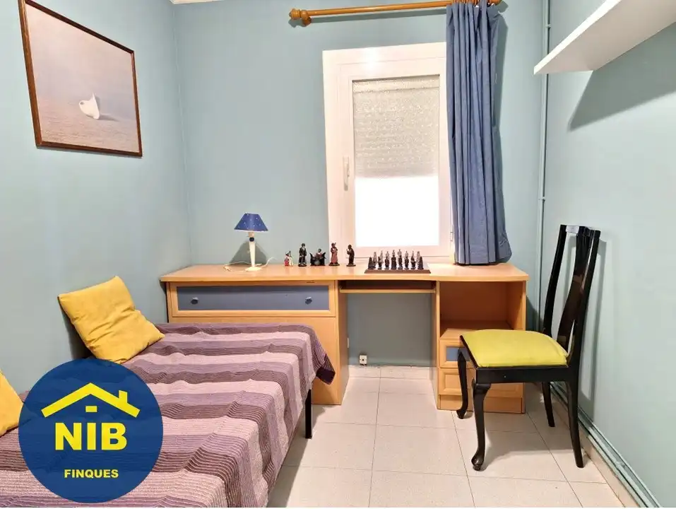 Bedroom of Flat for sale in Barcelona  with Air Conditioner and Heating