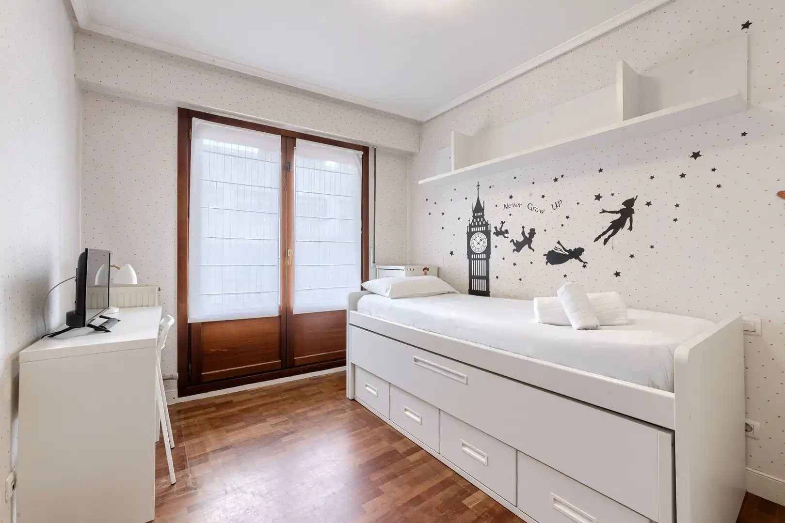 Bedroom of Flat for rent in Bilbao   with Heating, Furnished and Oven
