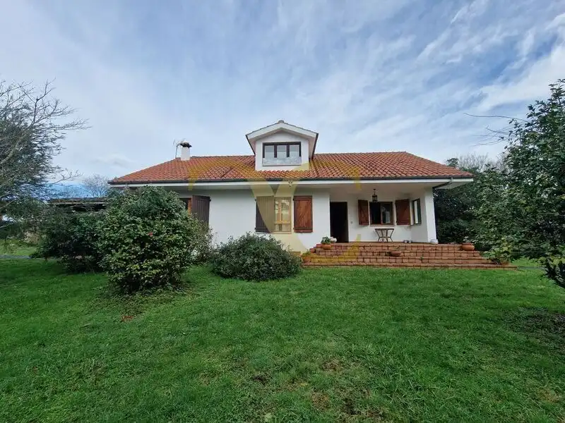 Vista exterior de Casa o chalet en venta en Llanes con Calefacción, Jardín privado y Terraza