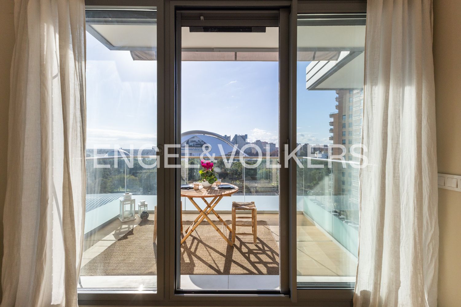 Terrace of Apartment for sale in  Valencia Capital  with Air Conditioner, Heating and Private garden