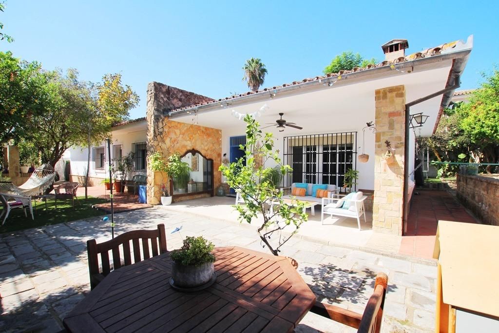 Exterior view of House or chalet for sale in Jerez de la Frontera  with Air Conditioner, Heating and Private garden
