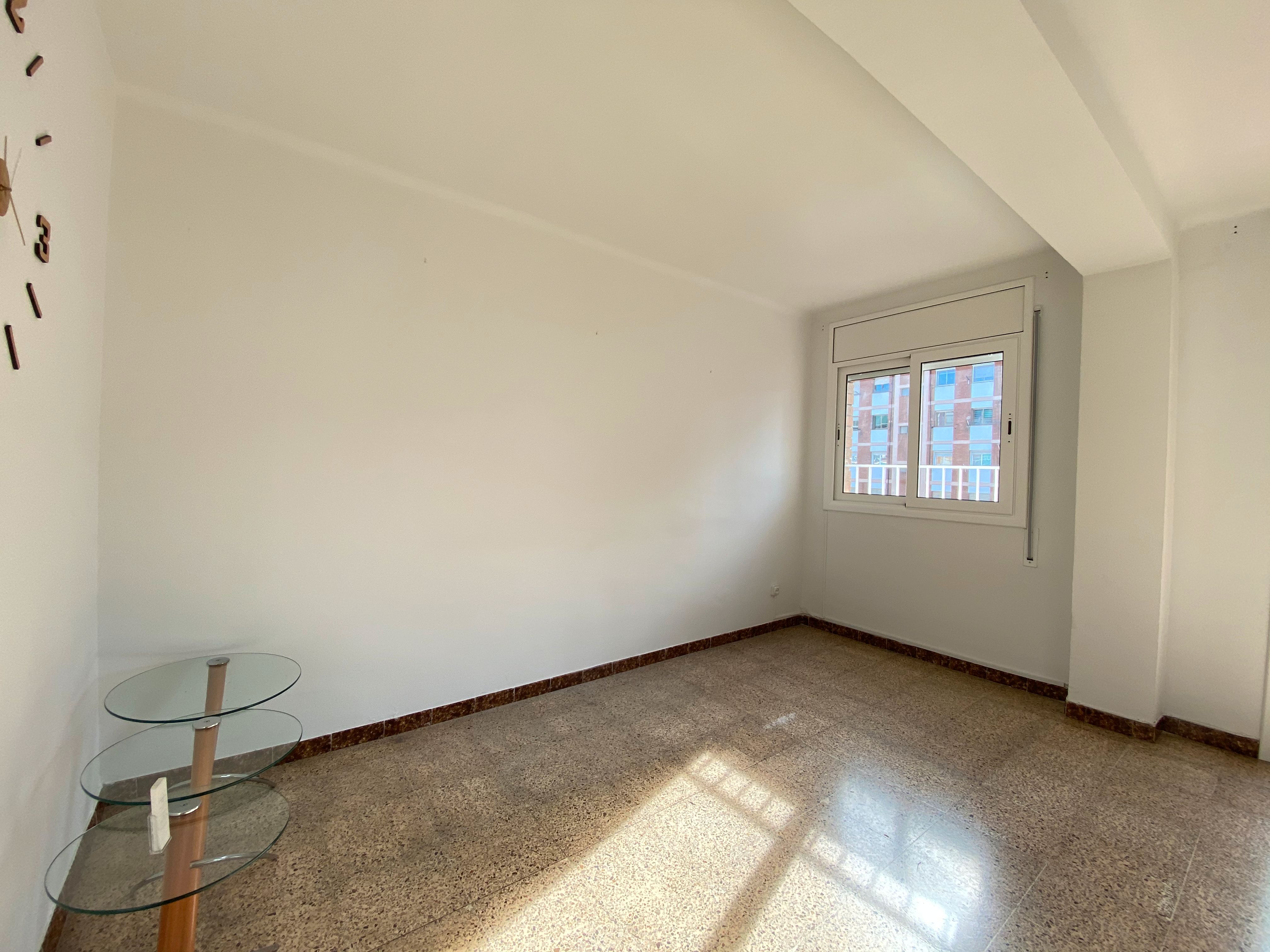 Bedroom of Flat for sale in Badalona  with Balcony