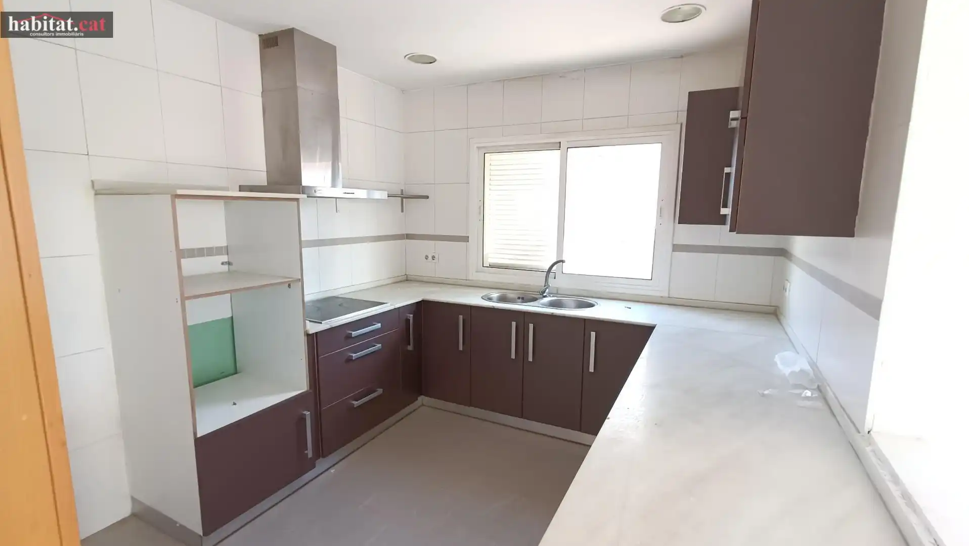 Casa amb jardí en venda a Canyelles, imagen 3
