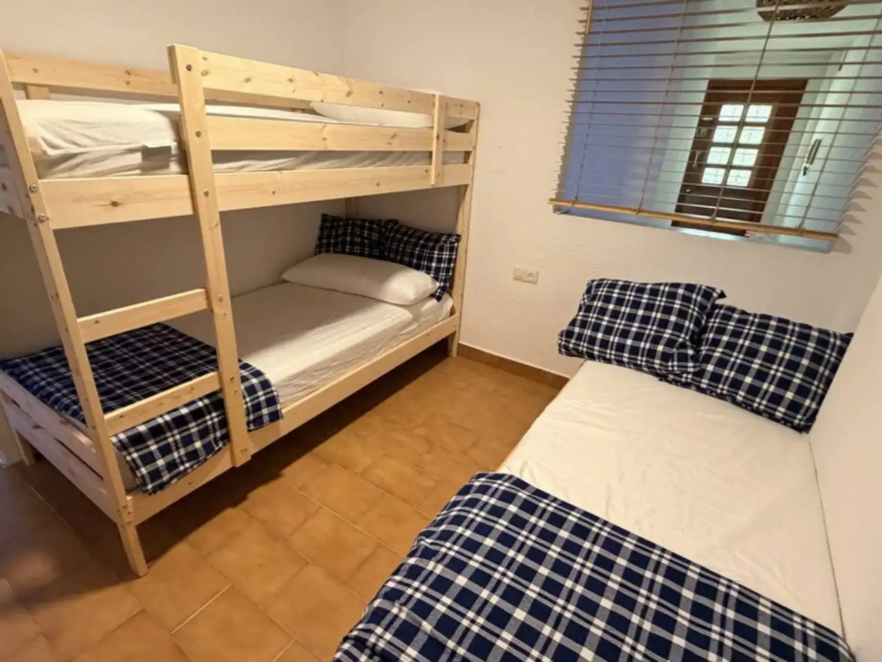 Bedroom of Apartments for rent in Almuñécar  with Terrace, Storage room and Furnished