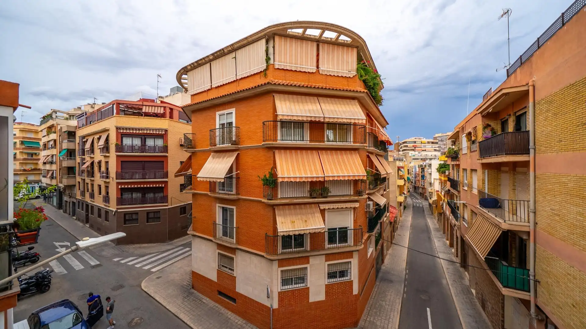 Vista exterior de Apartamento en venta en Alicante / Alacant con Aire acondicionado, Calefacción y Amueblado