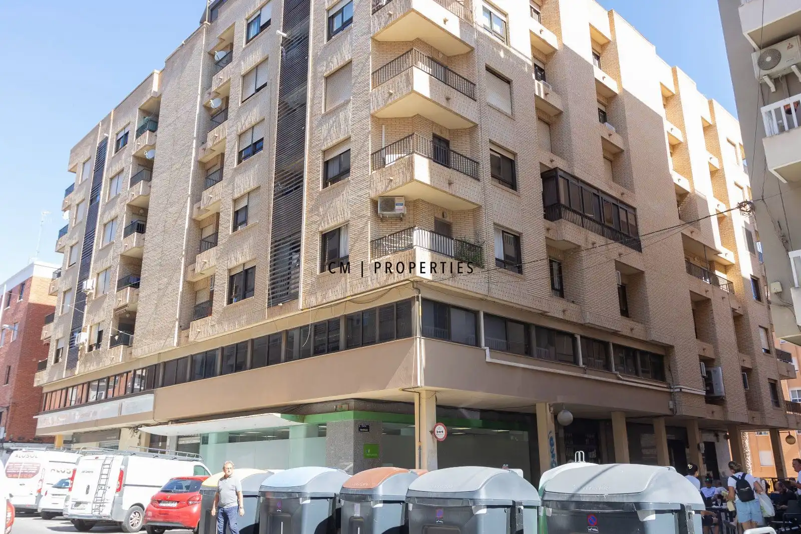 Vista exterior de Oficina en venda en Sagunto / Sagunt amb Aire condicionat i Calefacció