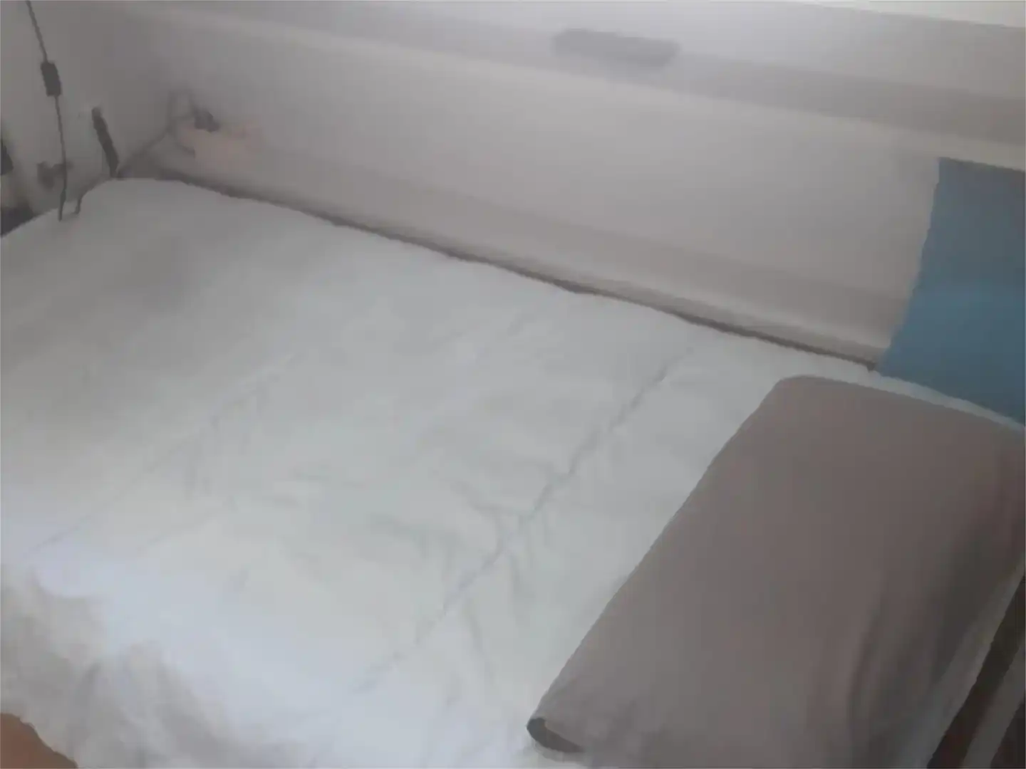 Bedroom of Flat for share in Badalona  with Furnished