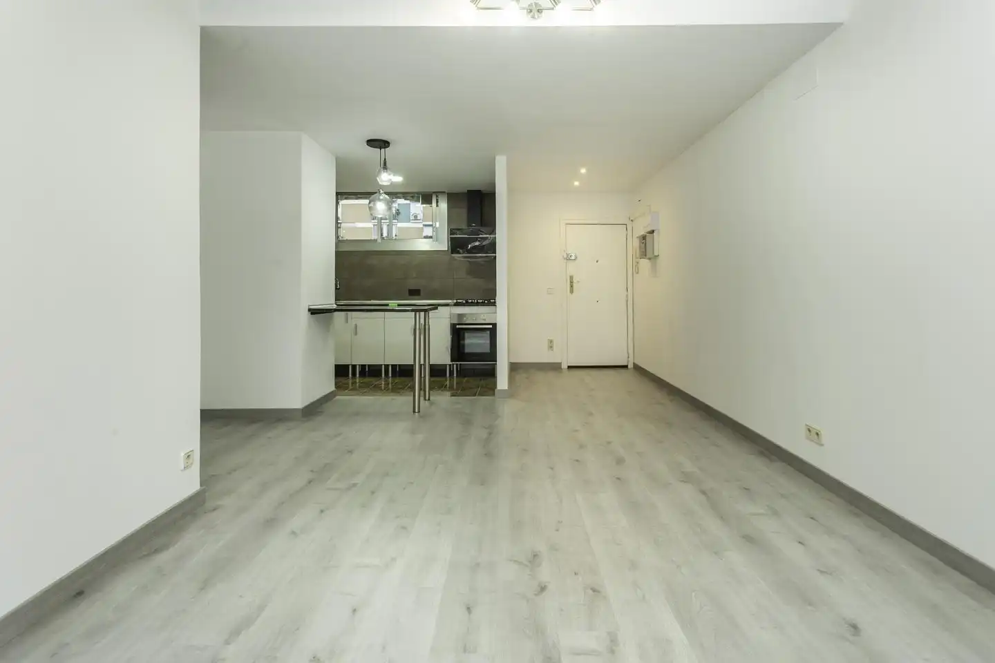 Piso en venta en Barcelona con Terraza