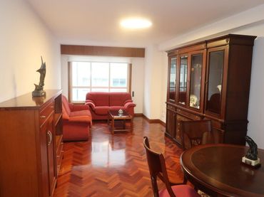 Flat with lift to rent in Finisterre