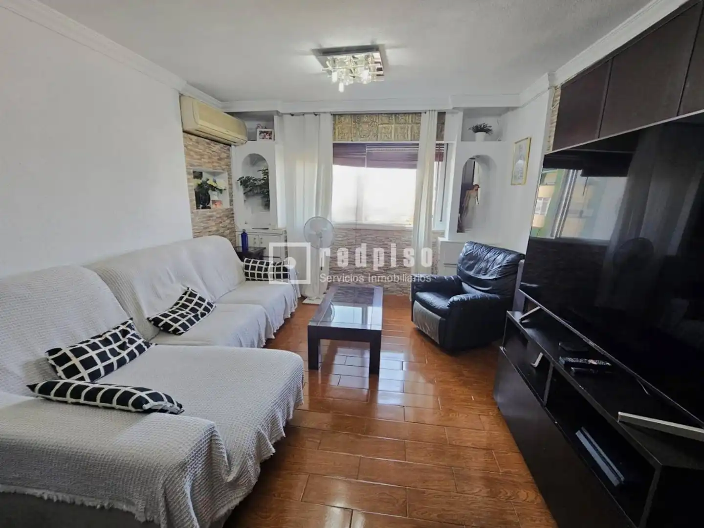 Sala d'estar de Pis en venda en Málaga amb Aire condicionat, Calefacció i Jardí privat