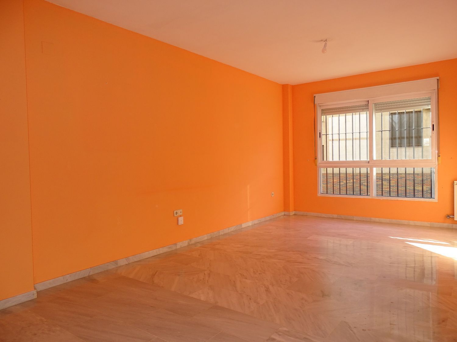 Flat for sale in  CL CERRO DE LOS MACHOS, Camino de los Neveros - Serrallo