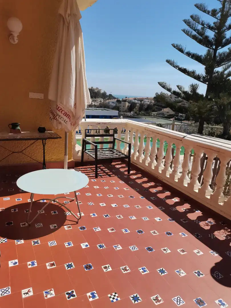 Terrassa de Casa o xalet en venda en Málaga amb Calefacció, Jardí privat i Parquet