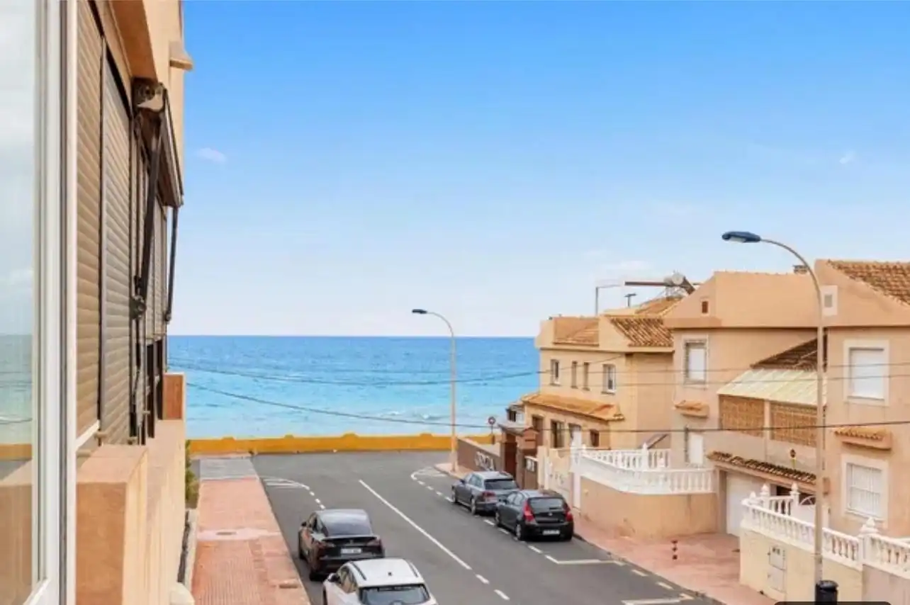 Exterior view of Flat for sale in Playa de los Locos