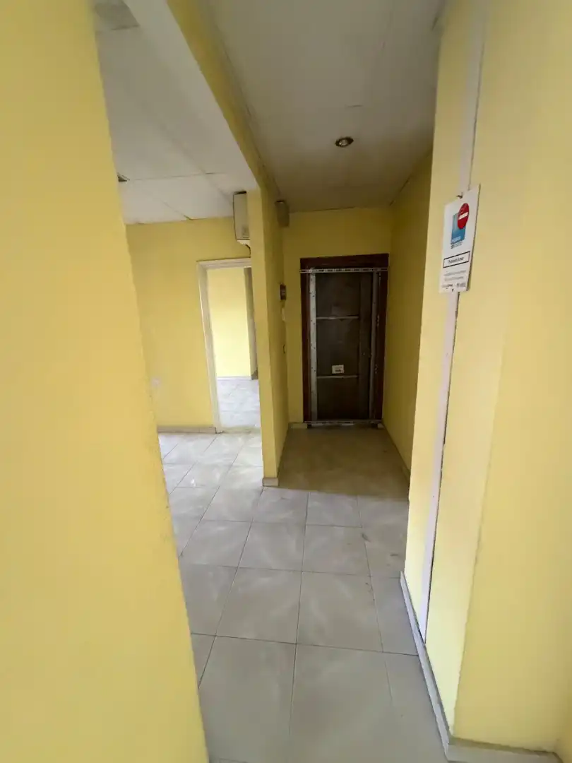 Office space with lift for sale in Calle San Atilano, imagen 8