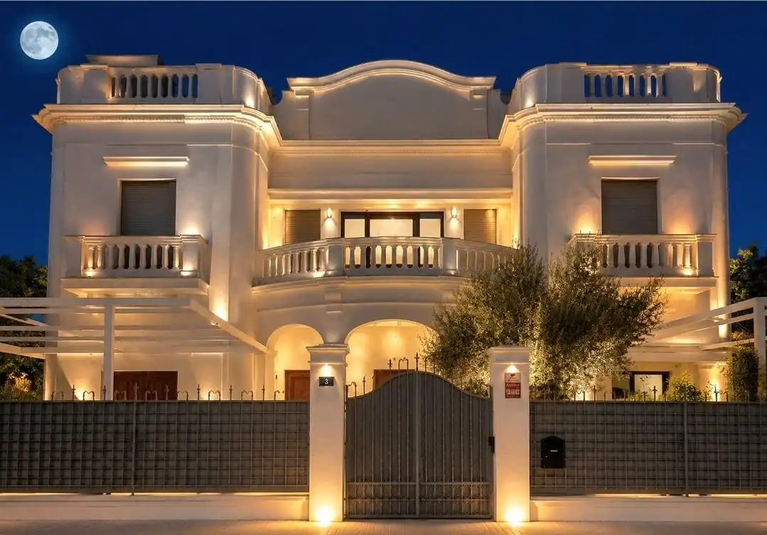 Ground floor with pool for sale in Ponent