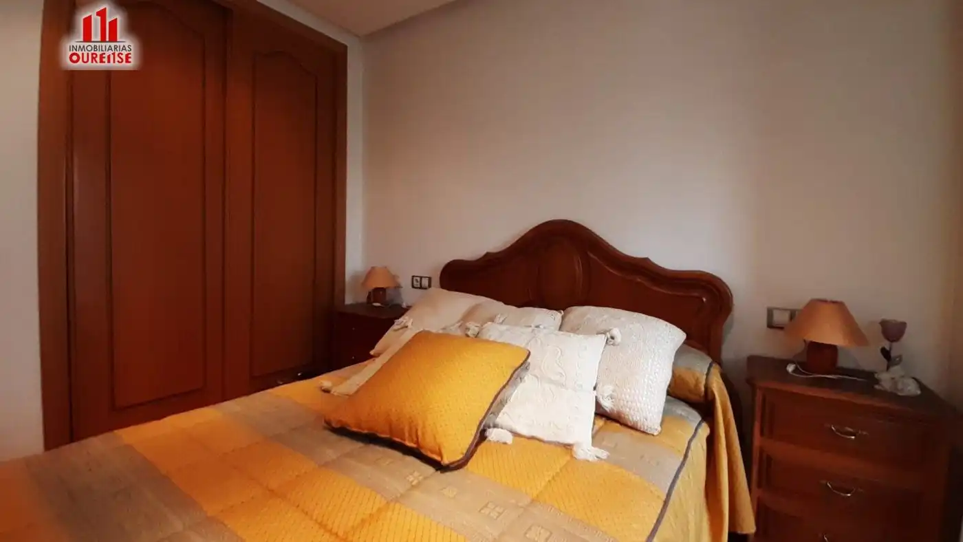 Bedroom of Flat for sale in Ourense Capital   with Heating, Terrace and Storage room
