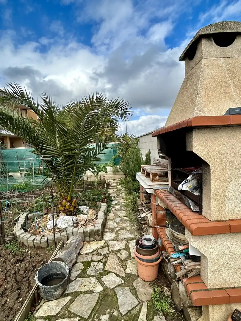 Habitatge amb piscina en venda a Valverde de la Virgen, imagen 3