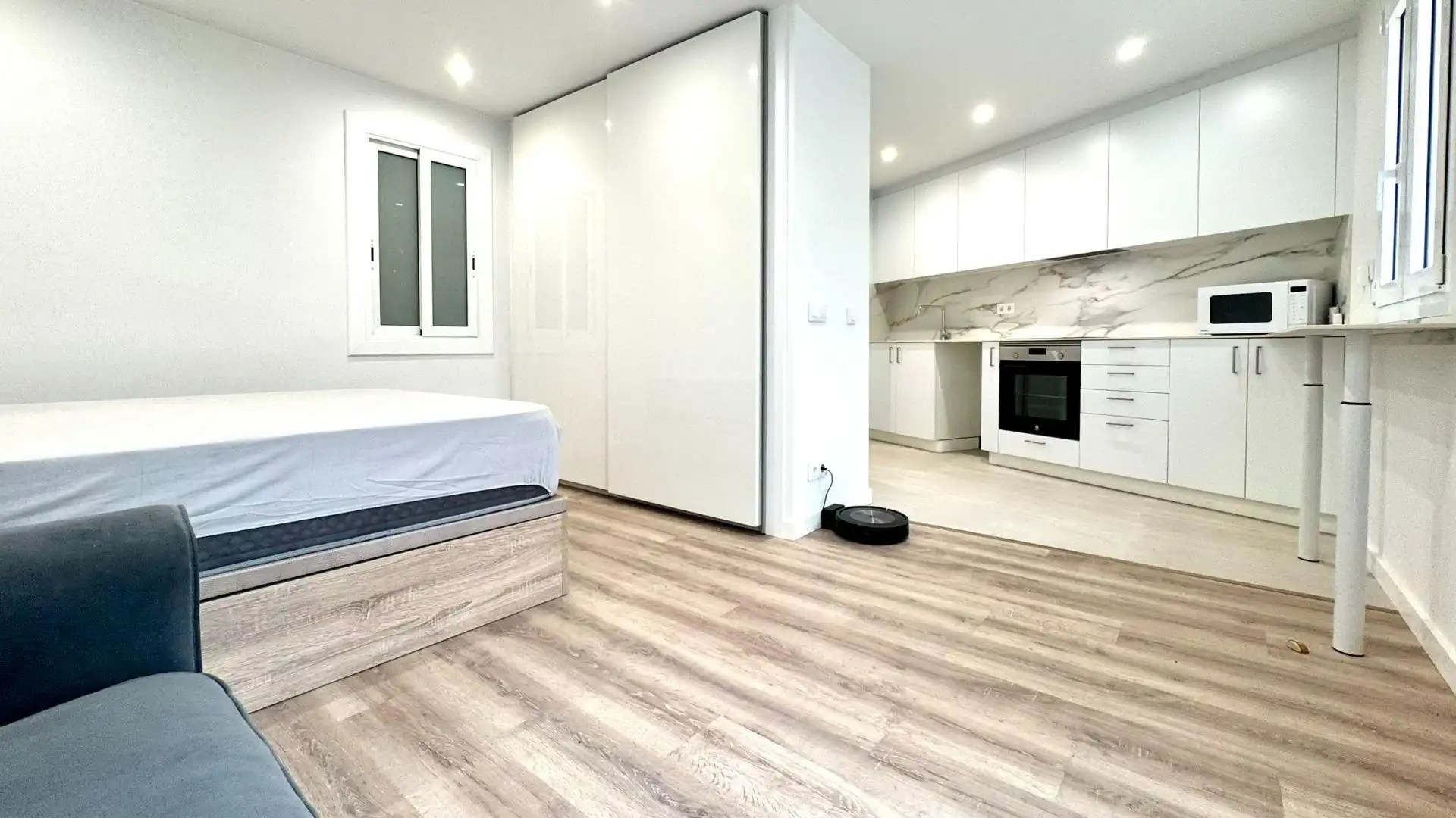 Schlafzimmer von Wohnung zum Verkauf in Barcelona mit Klimaanlage, Heizung und Parkett