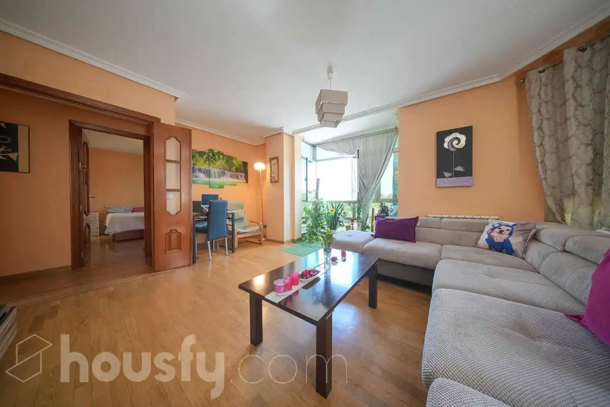 Flat for sale in Cine, Campamento