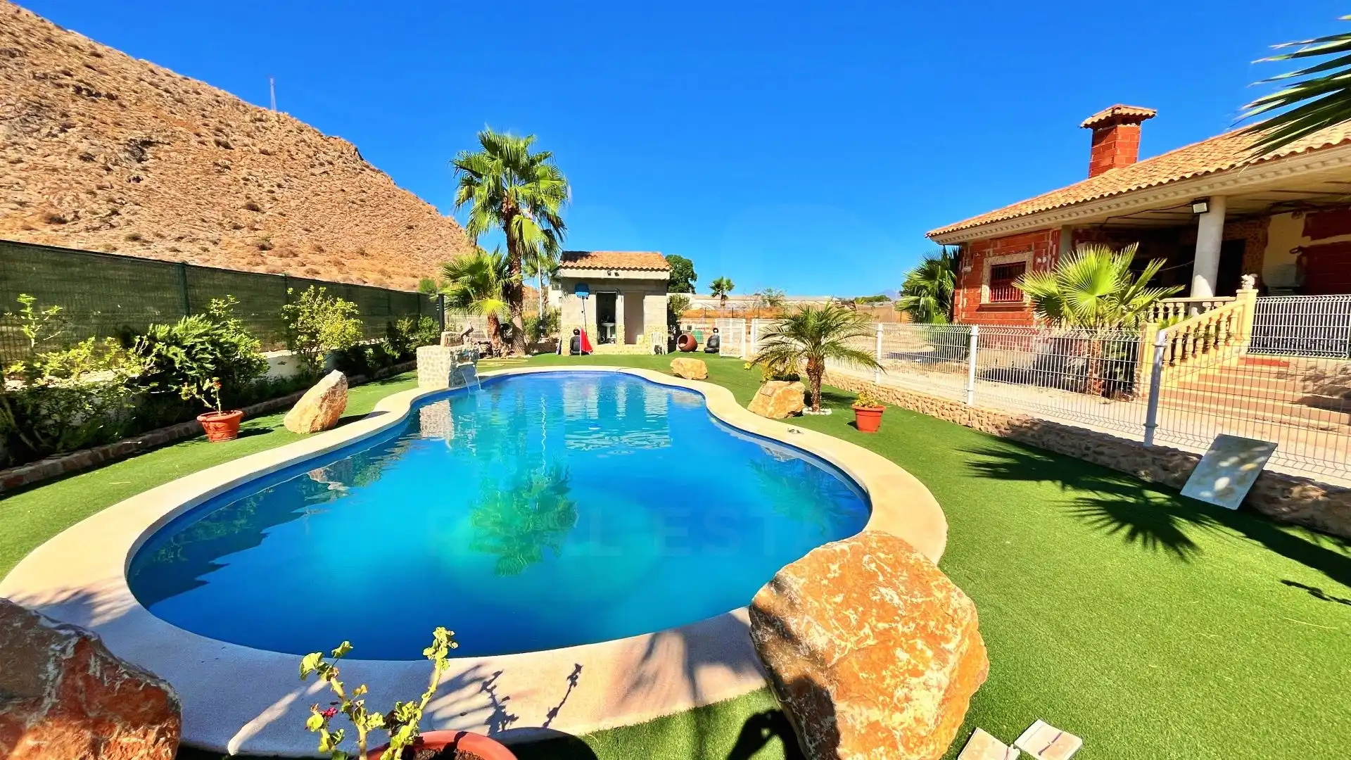 Piscina de Casa o chalet en venta en Cox con Terraza y Piscina