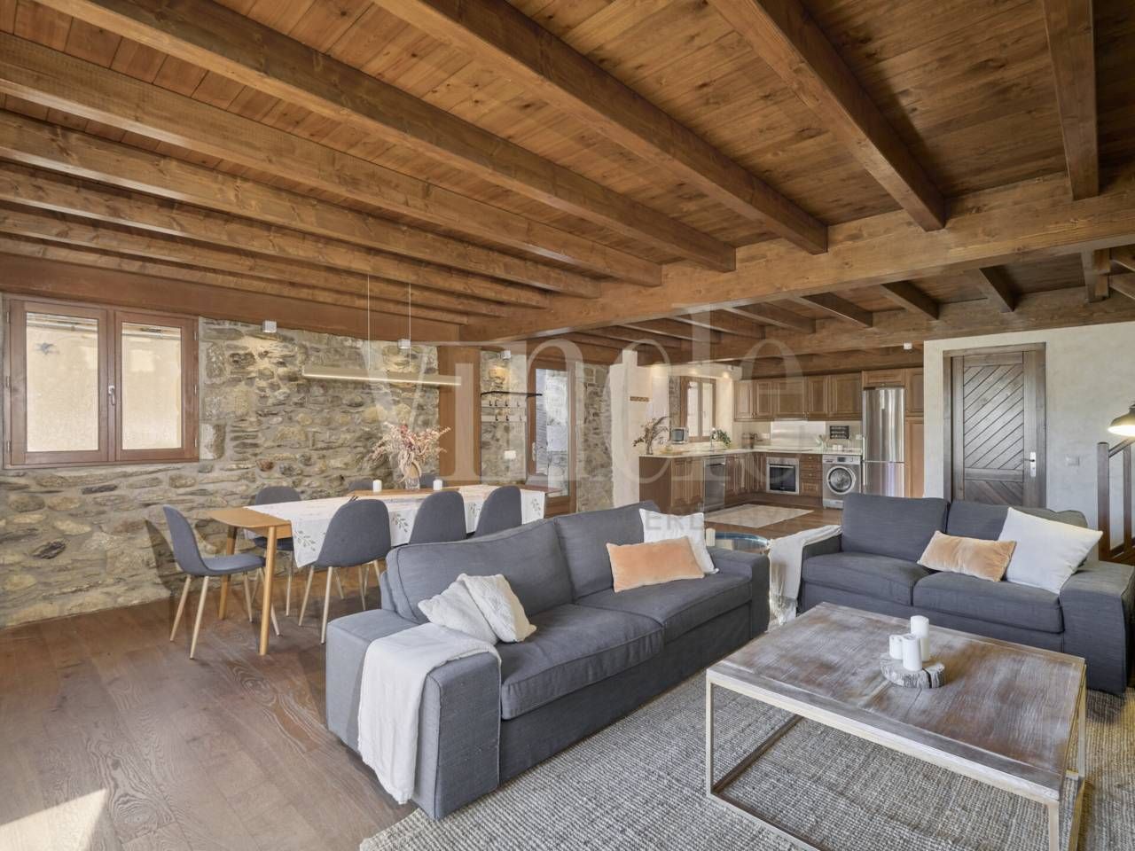 Sala de estar de Dúplex en venta en Latour - de - Carol con Calefacción, Parquet y Terraza