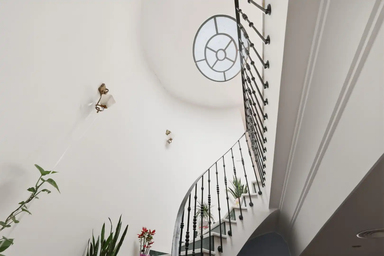 Detached homes for sale in Godella  with Air Conditioner, Terrace and Furnished