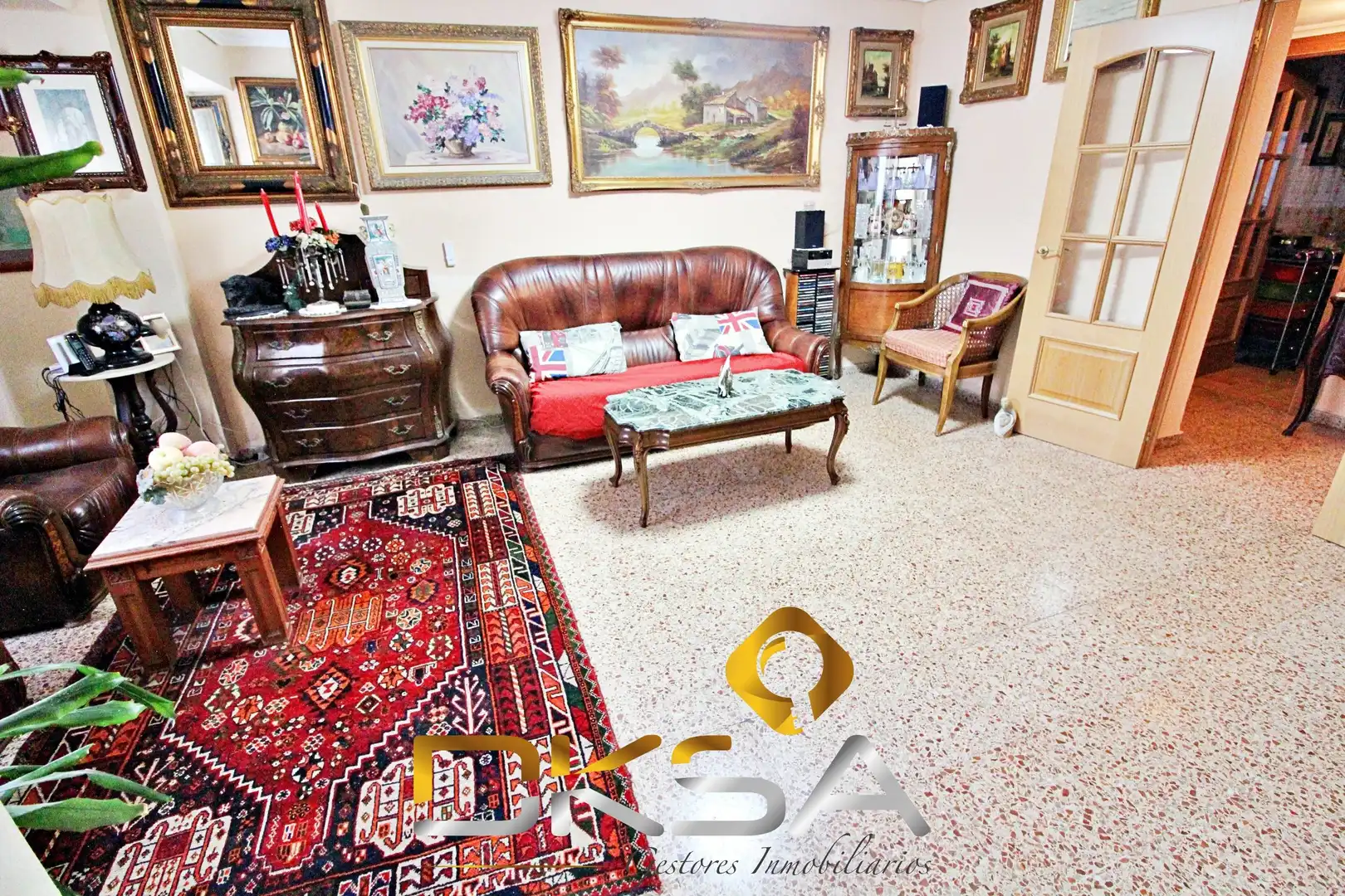 Sala de estar de Piso en venta en Castellón de la Plana / Castelló de la Plana con Terraza, Amueblado y Balcón
