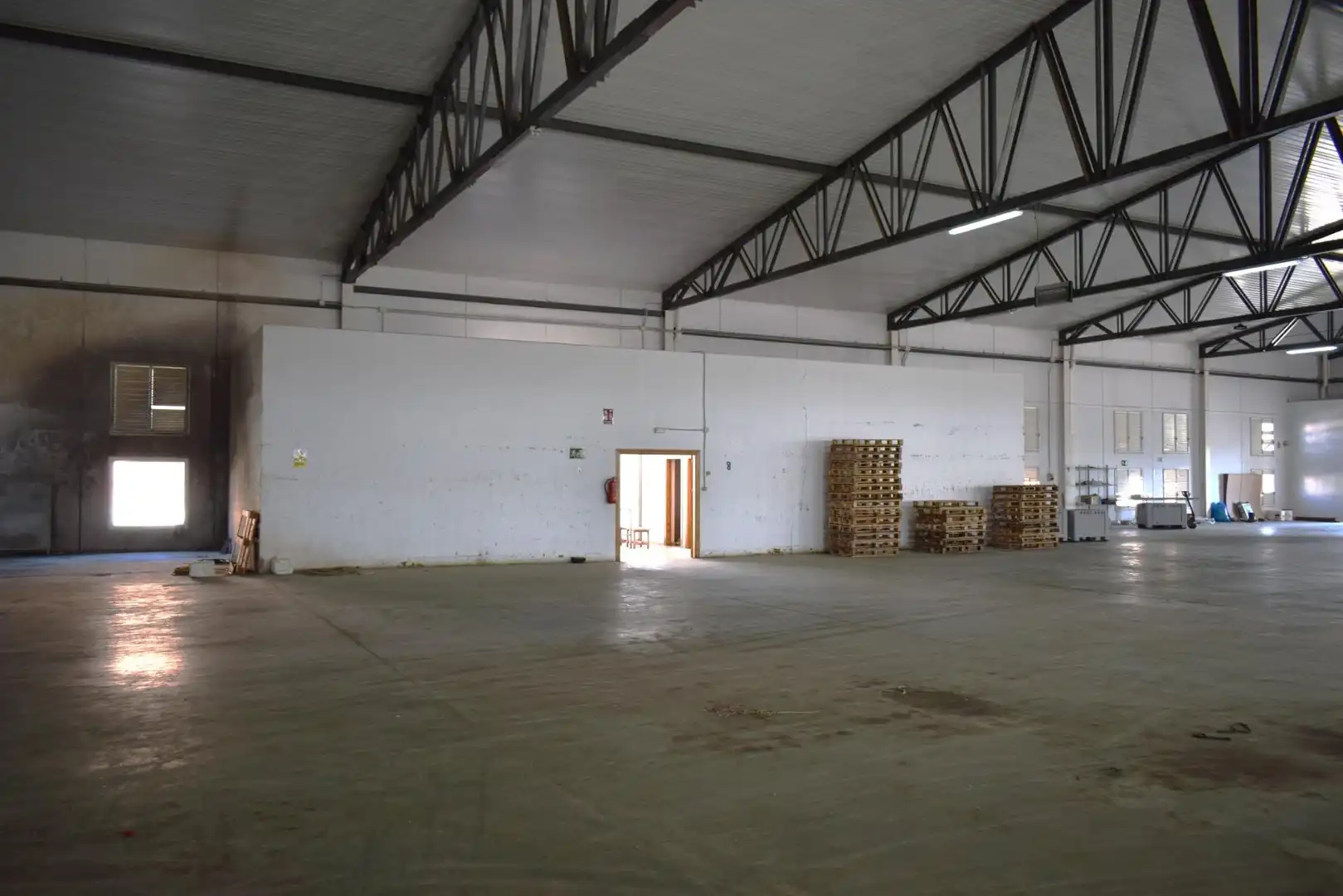 Industrial buildings for rent in Bullas