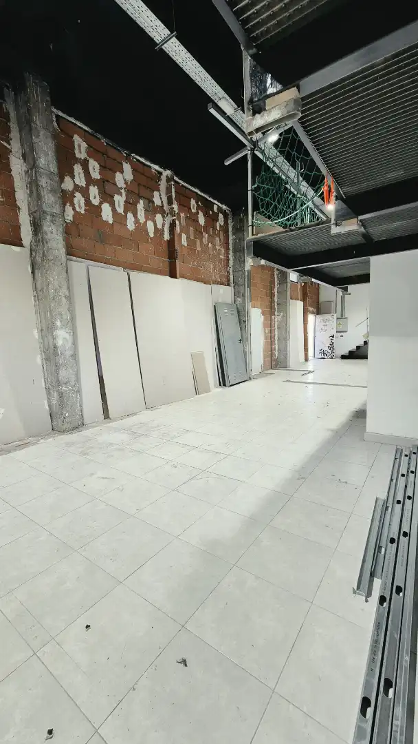 Commercial properties for sale in Carabanchel