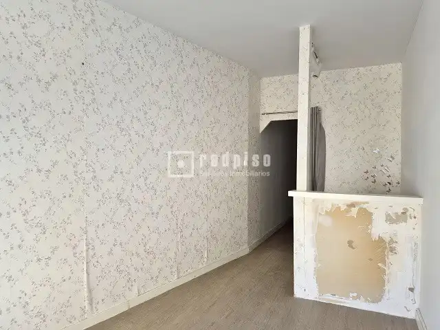 Dormitori de Local de lloguer en Illescas