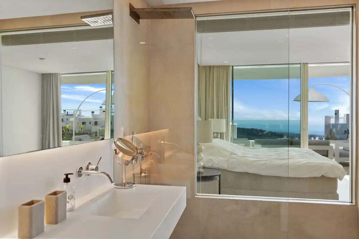 Habitación de Piso en venta en Marbella con Terraza y Piscina