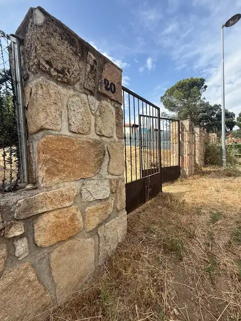 Residential zum Verkauf in Valdemorillo