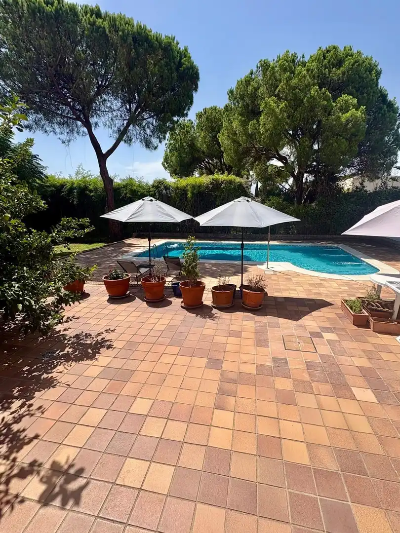 Terrassa de Casa o xalet en venda en Aljaraque amb Aire condicionat, Calefacció i Jardí privat