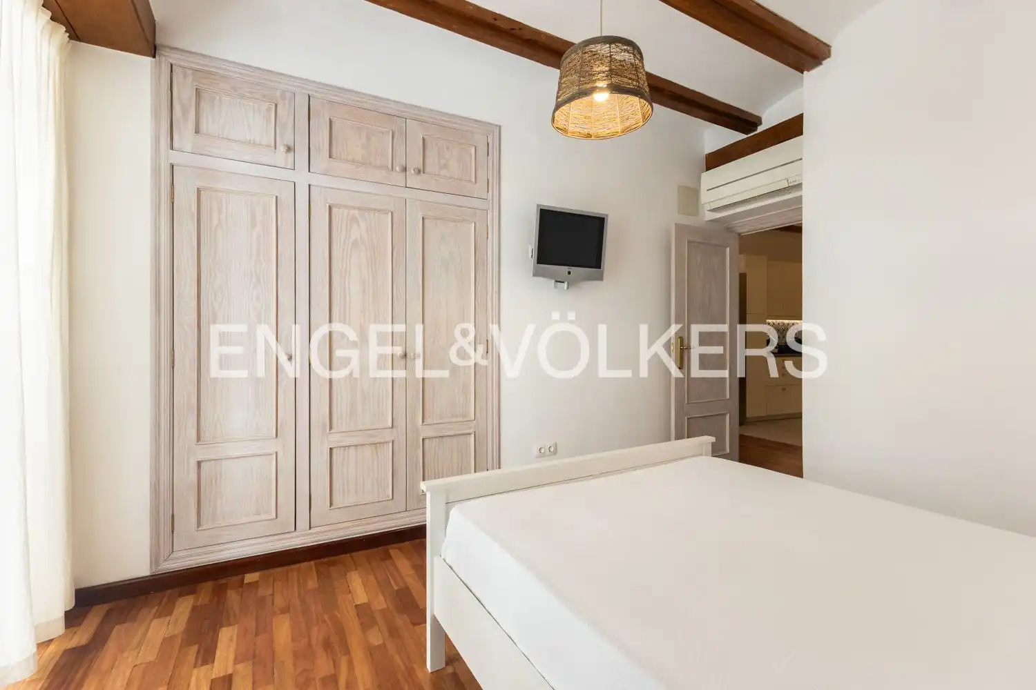 Bedroom of Flat for sale in Valencia  with Air Conditioner, Heating and Parquet flooring